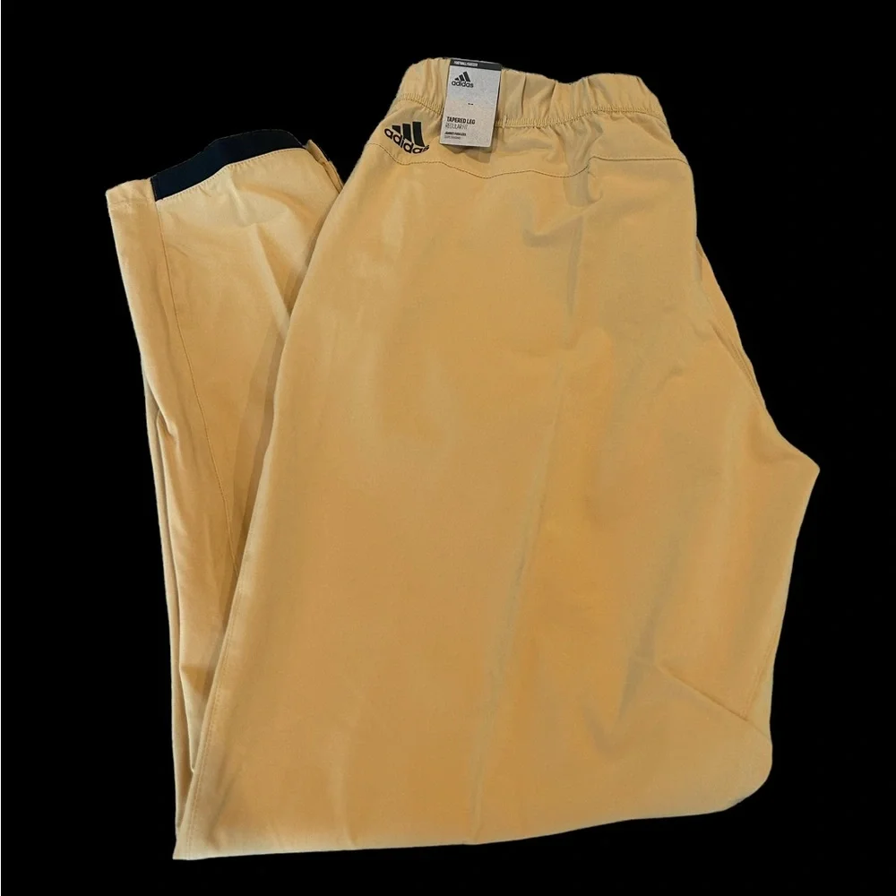 Men’s Adidas AEROREADY Pants Size Medium - Picture 2 of 4